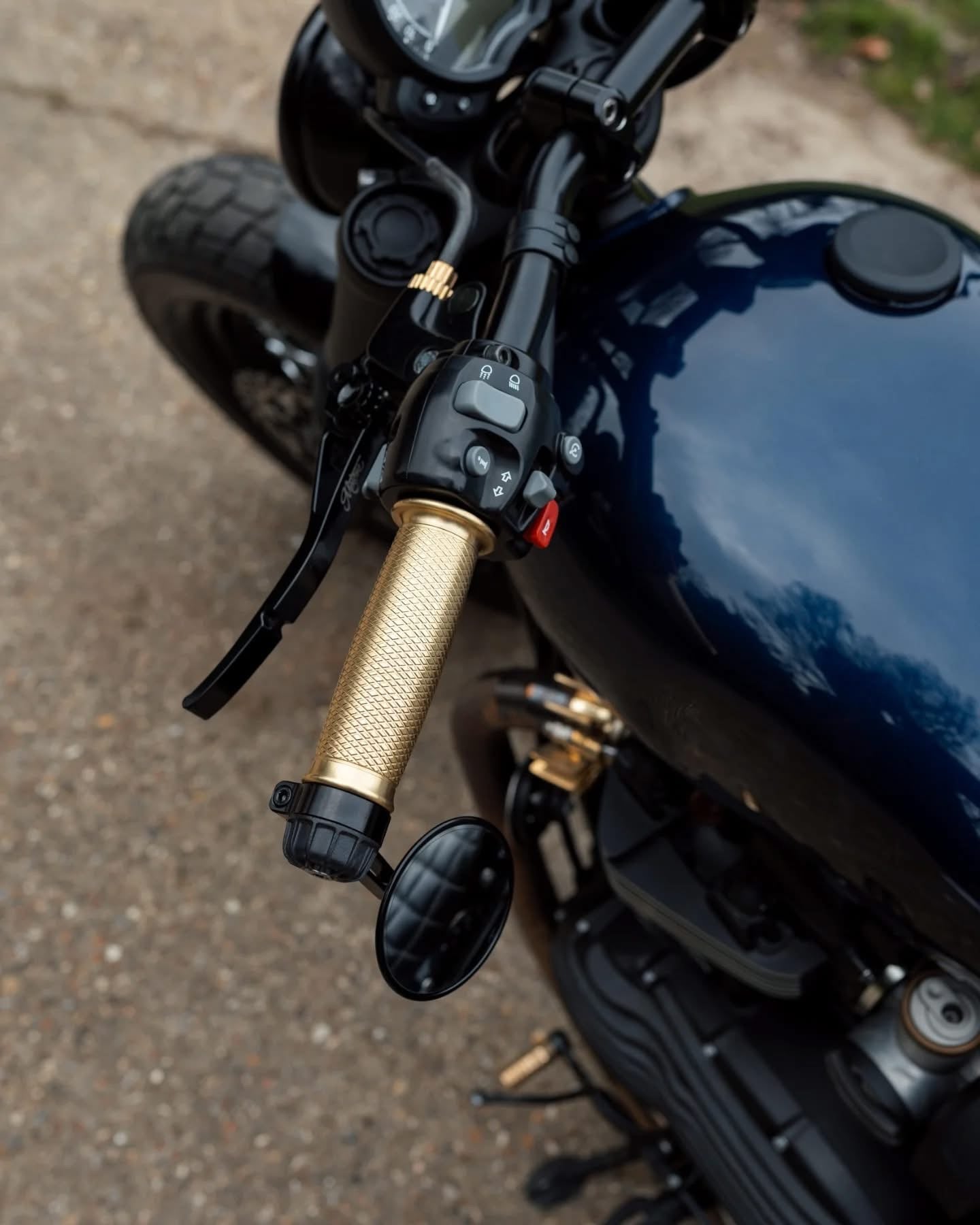 Motone Apollo Grips - Solid Brass - 7/8” Bars - 2016+ Triumph Modern Classics