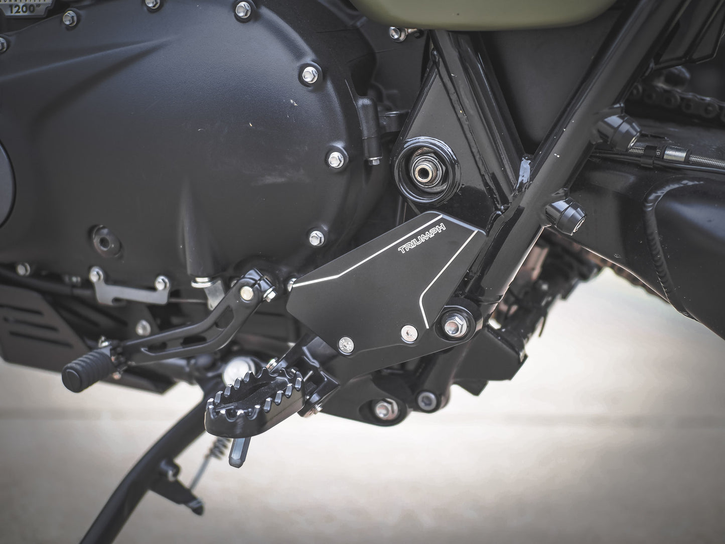 Classicbike Raisch Billet Heel Guards - Contrast Cut - Triumph Scrambler 1200