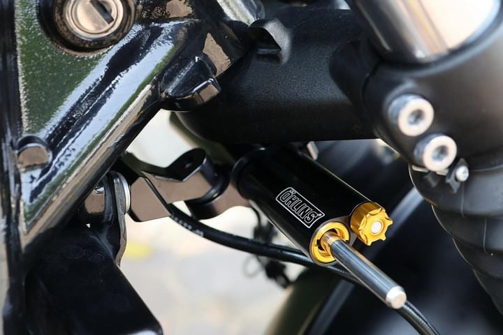 Bella Garage Ohlins Blackline Steering Damper Kit - Triumph Bobber / Speedmaster with 47MM Forks