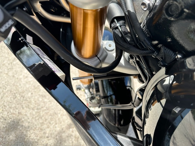 Ohlins Blackline Steering Damper Kit - Gold Bracket Kit - Triumph Thruxton R / RS / TFC, Speed Twin 2021+