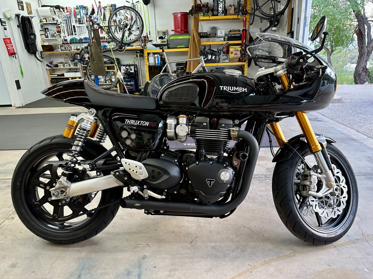 Motone H-Bomb Full Exhaust - Black - Triumph Thruxton R / RS, Speed Twin 1200
