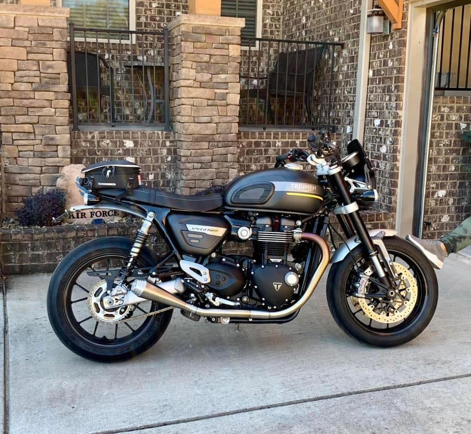 Motone Saturn V Slip Ons - Brushed - Triumph Thruxton R, Speed Twin
