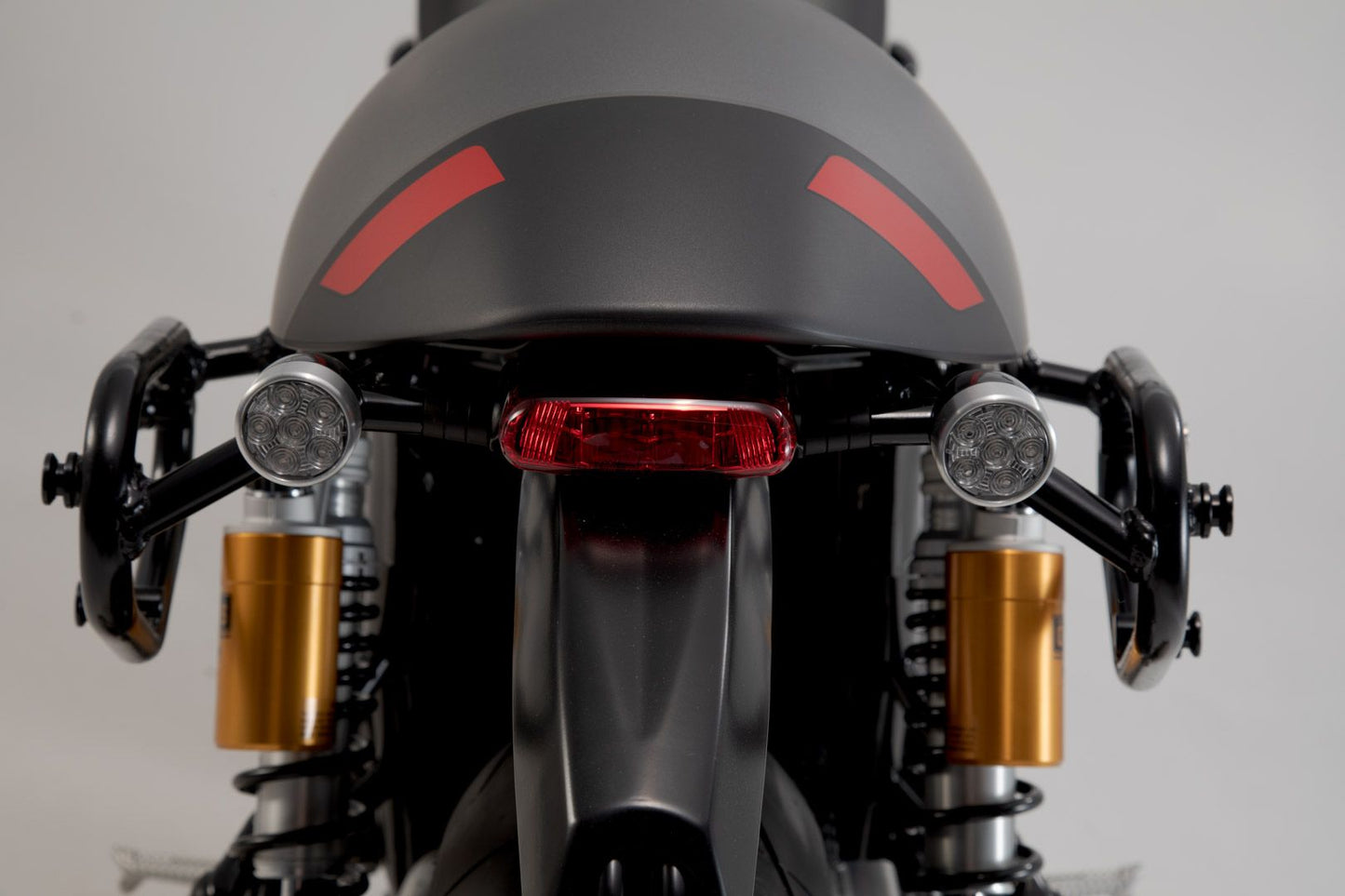 SW-Motech Legend Gear 19.6 L Saddlebag Setup with Quick SLC Disconnect Brackets - Triumph Thruxton RS / FE