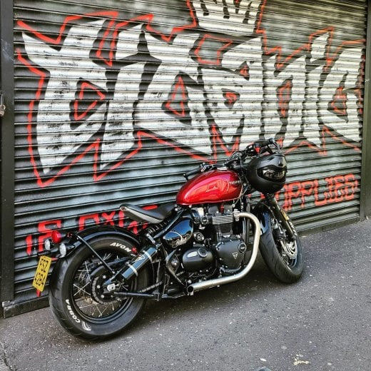 Motone Mayhem Shorty Turnout Muffers - Brushed - Triumph Bobber / Speedmaster