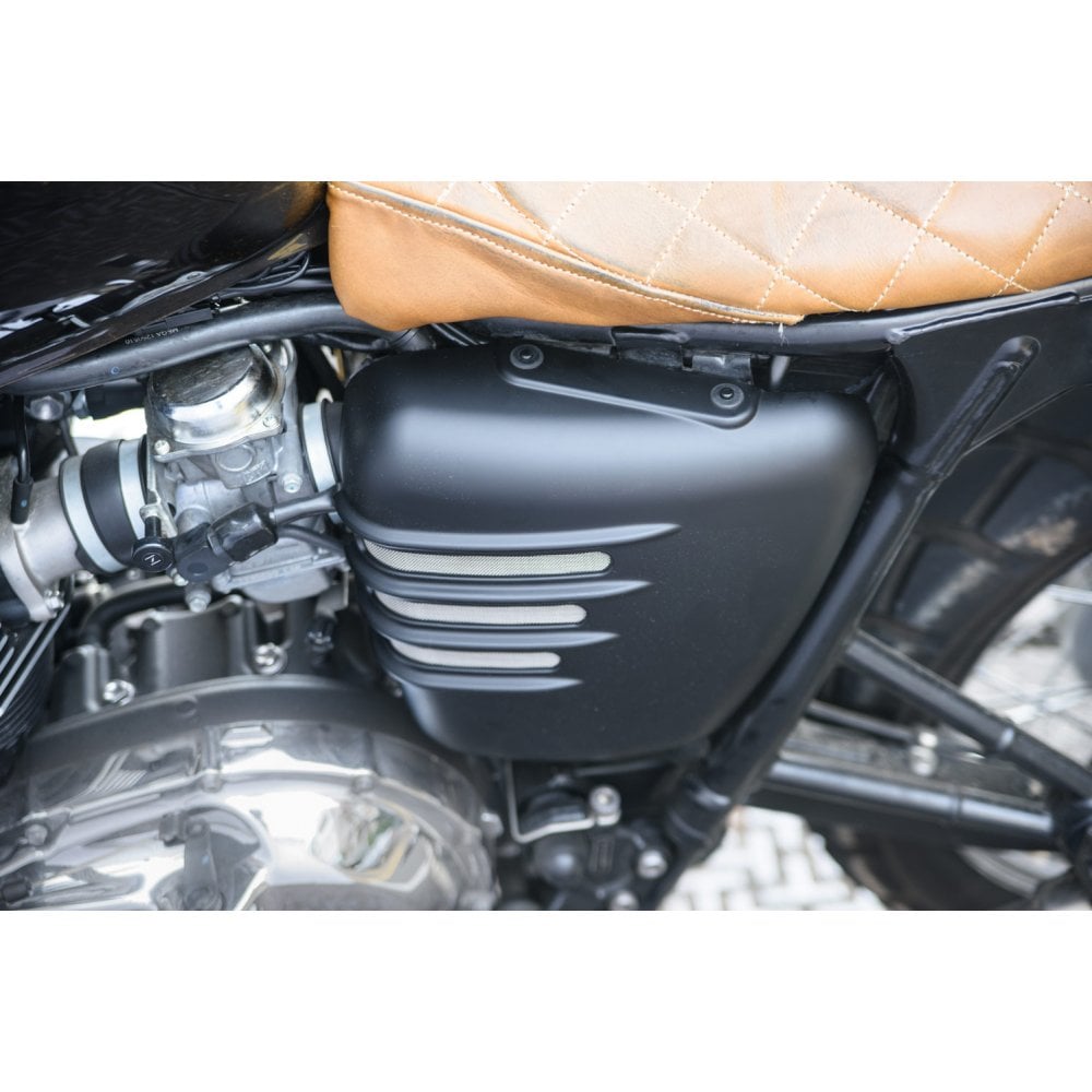 Motone Ribbed Side Cover - Left Side Only - 2006-2016 Triumph Scrambler
