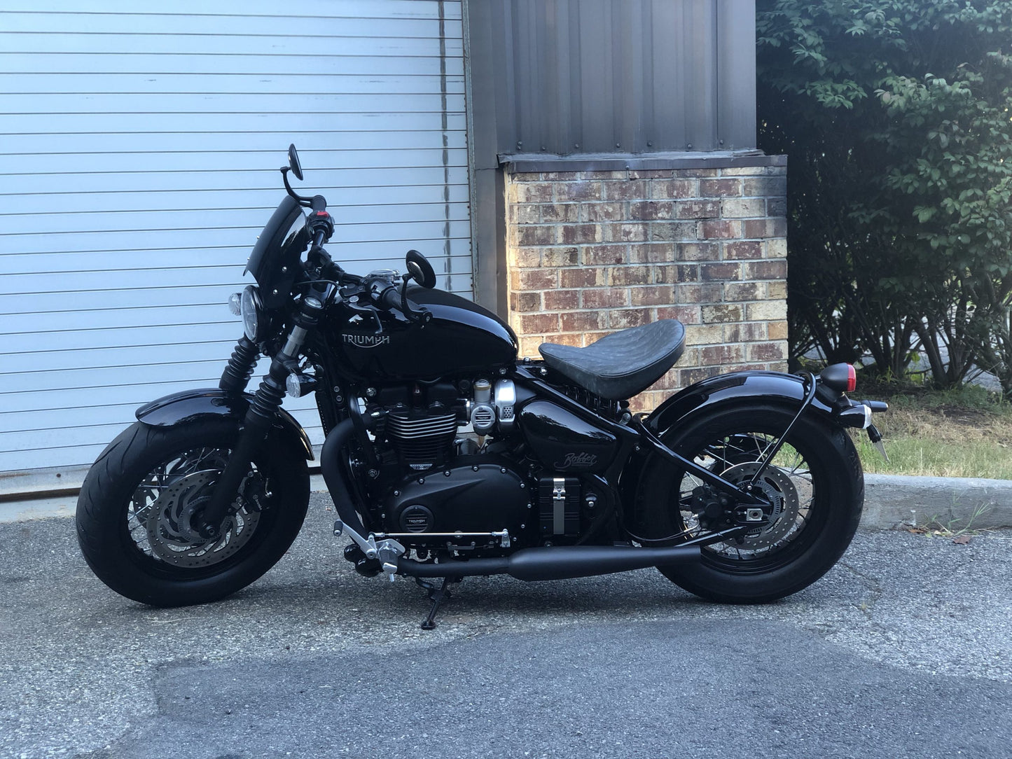 British Customs Sleeper Pro Exhaust - Triumph Bobber / Speedmaster 1200