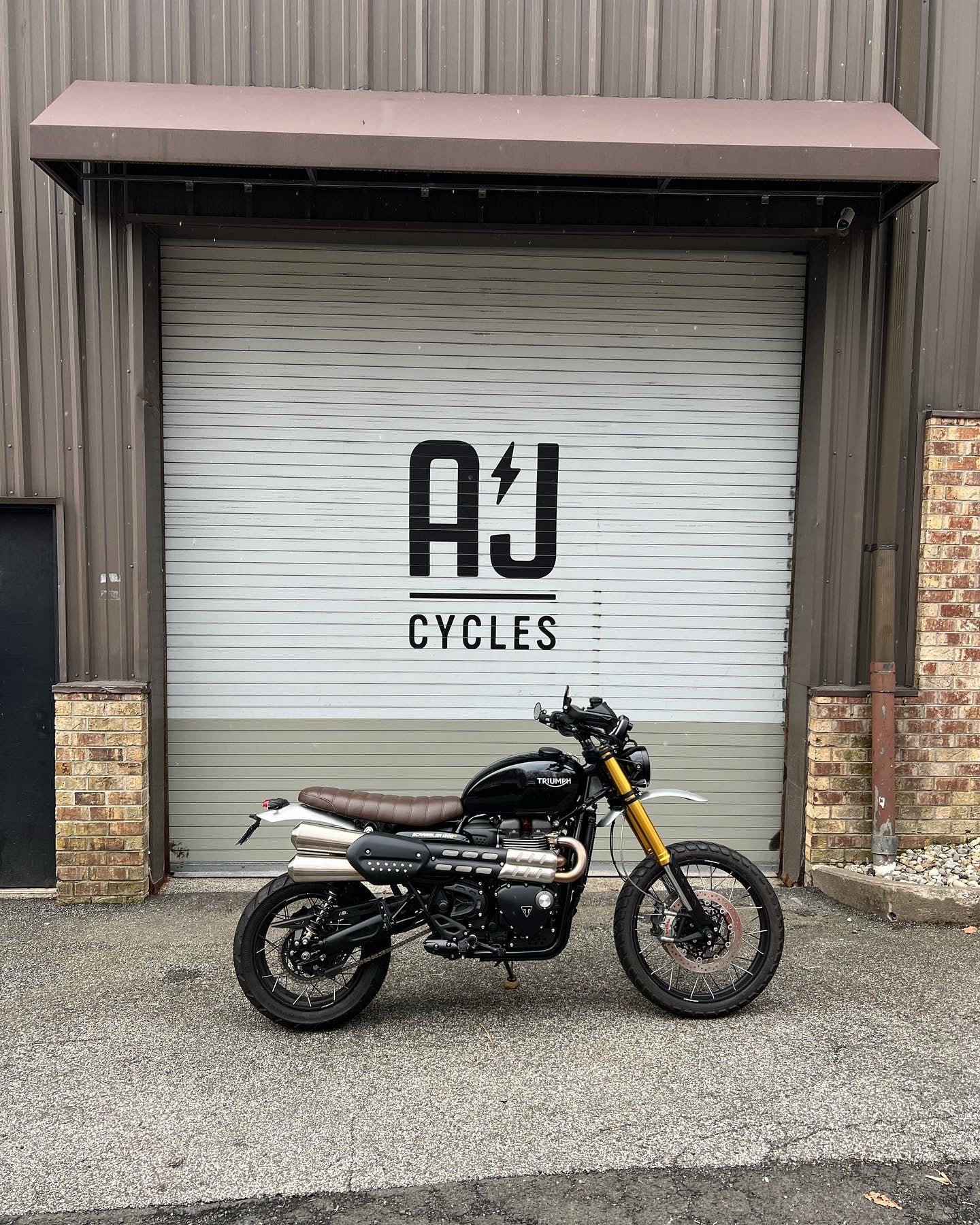 CRG Hindsight LS Bar End Mirror Kit - Triumph Scrambler 1200 XE / XC