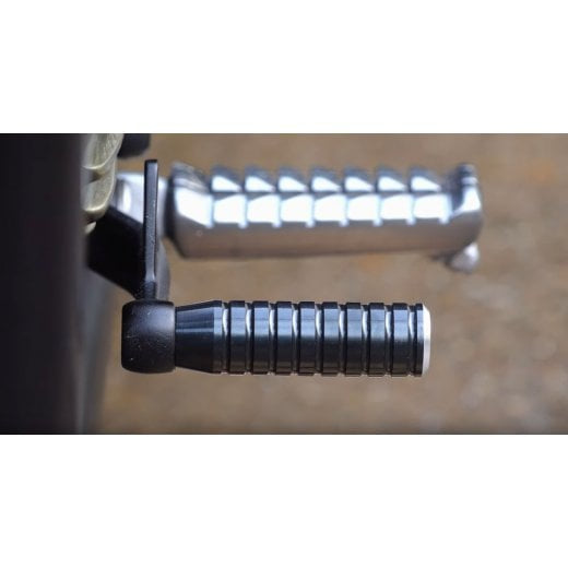Motone Extended Shift Peg - Ribbed - Black - 2001+ Triumph Classics