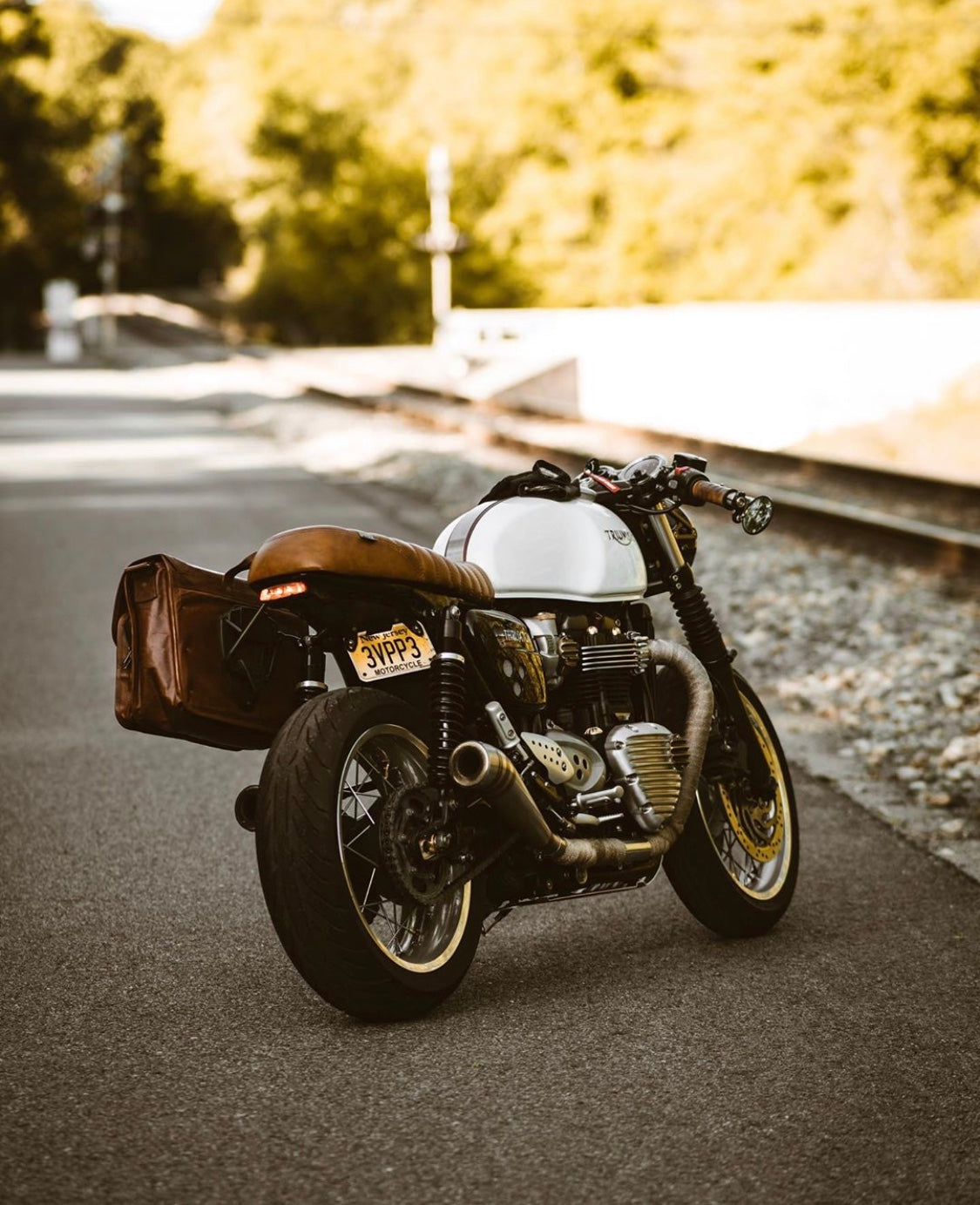 Motone Finned Stator Engine Cover - Polished Finish