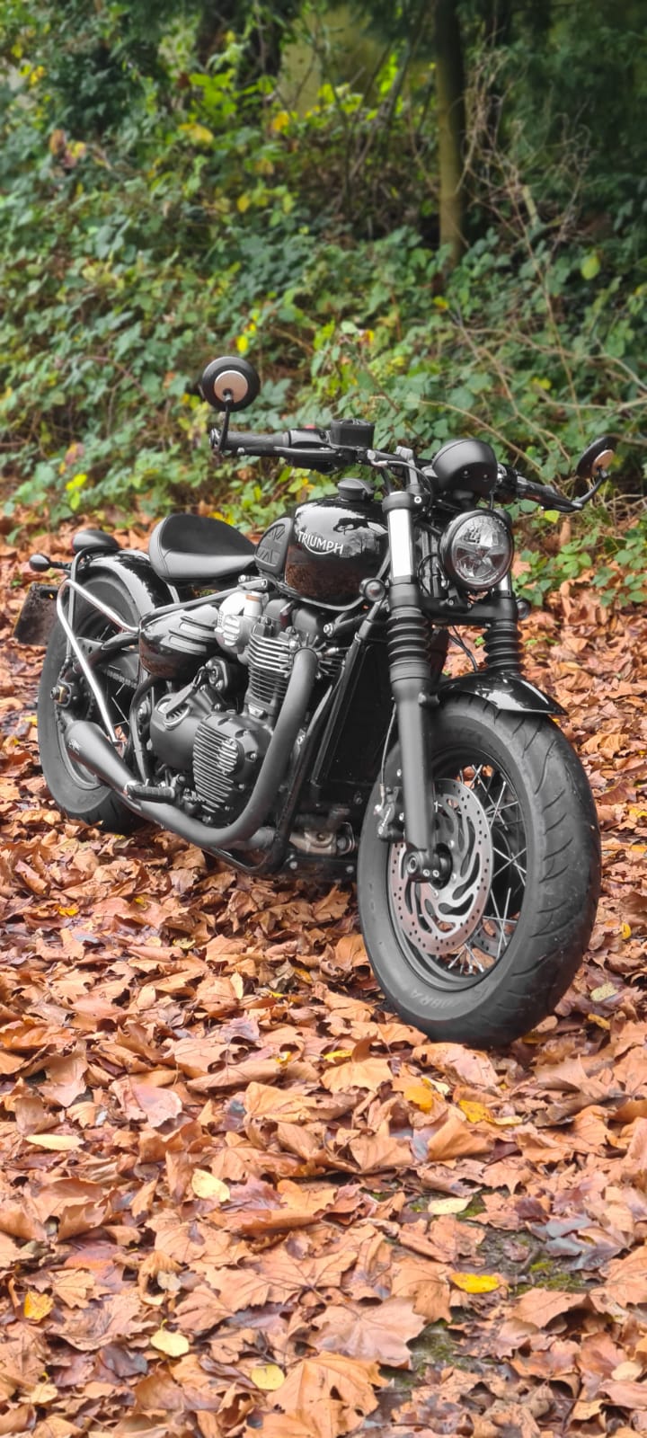 Motone Ribbed Side Covers - Matte Black - Triumph Bobber / Speedmaster