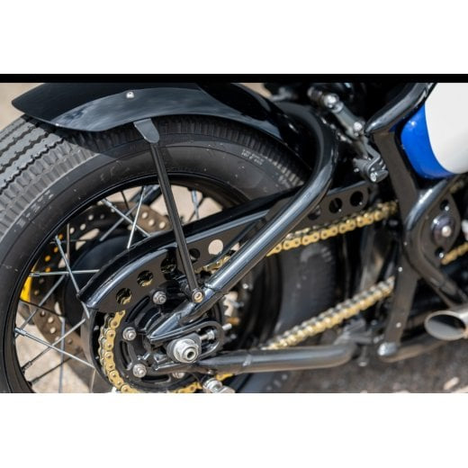 Motone CUTLASS - Triumph Bobber Chain Guard - Gloss Black