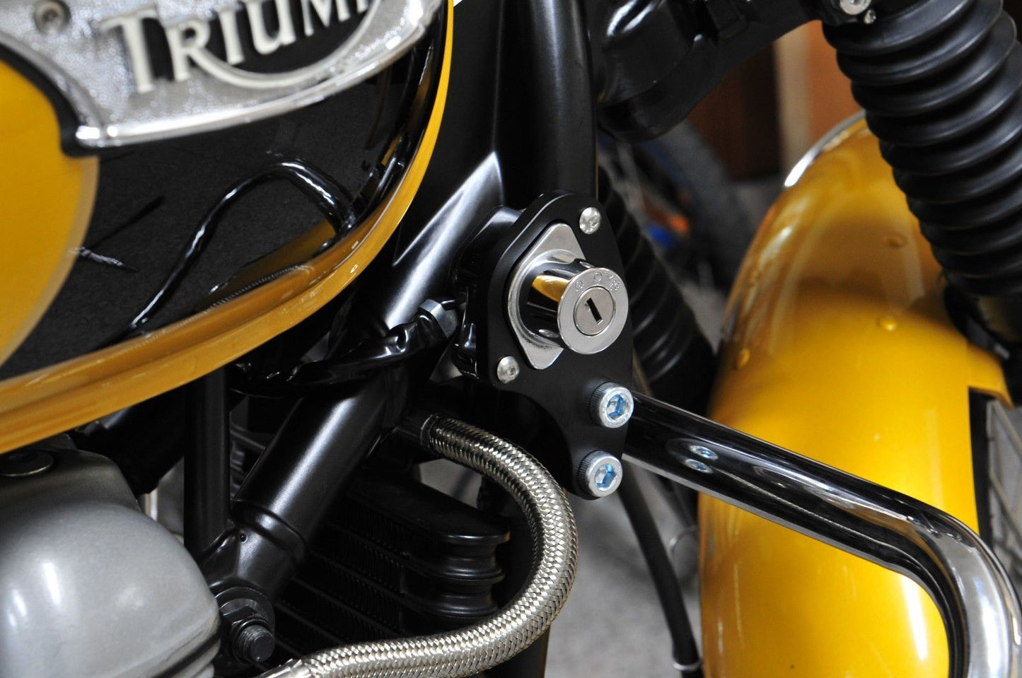 Super Corse Key Relocation Kit - Bonneville, Scrambler, Thruxton