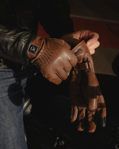 Motone Forno Heated Motorcycle Goatskin Leather Riding Gloves - Brown