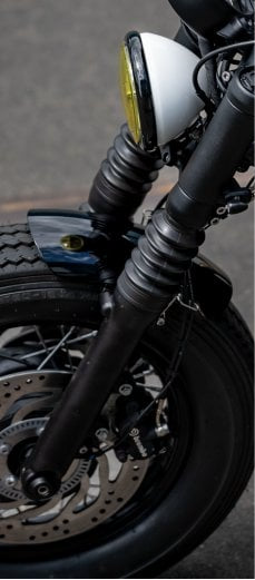 Motone SCOOP - Triumph Bobber Shorty Front Mudguard - Gloss Black
