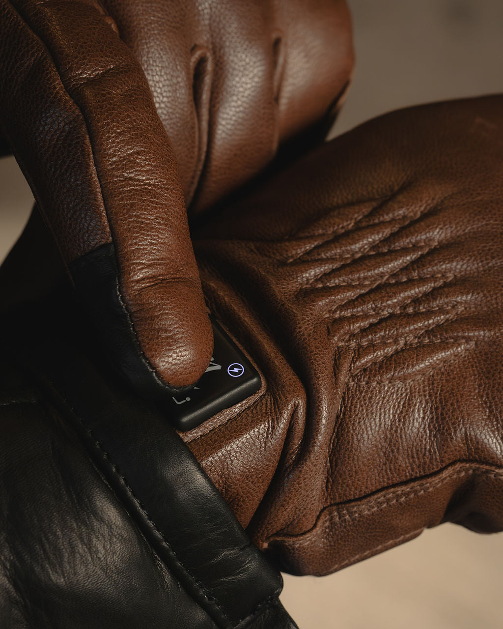 Motone Forno Heated Motorcycle Goatskin Leather Riding Gloves - Brown