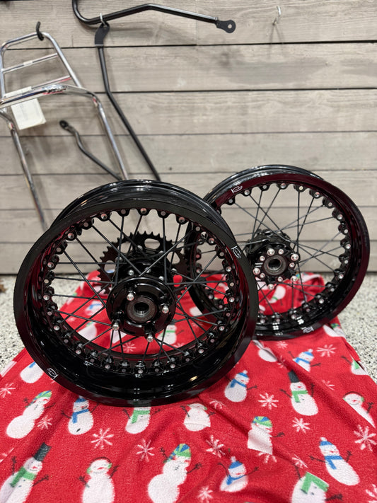 Kineo Rim Set 17X3.5 / 17X5.5 - Triumph Thruxton R / RS, 2019-2020 Speed Twin