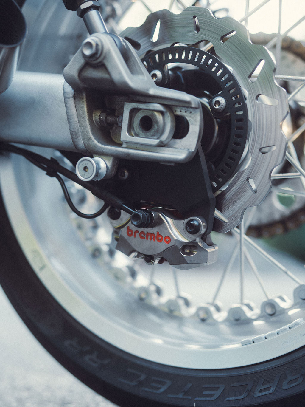Galfer Wavy Rotor - Rear - 2016+ Thruxton R/RS, Speed Twin 1200 - DF907W