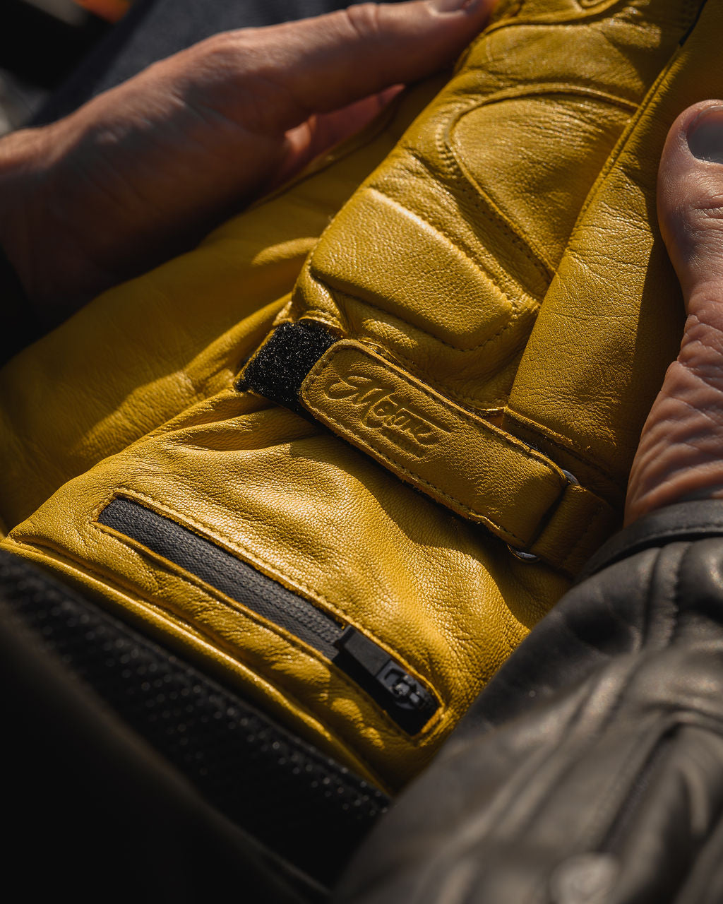 Motone Forno Heated Motorcycle Goatskin Leather Riding Gloves - Yellow