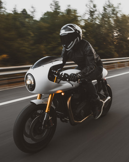 JW Speaker 8790 Adaptive 2 LED Headlight Upgrade - Triumph Thruxton R / 1200, T120, T100, Street Twin, Street Cup, Street Scrambler