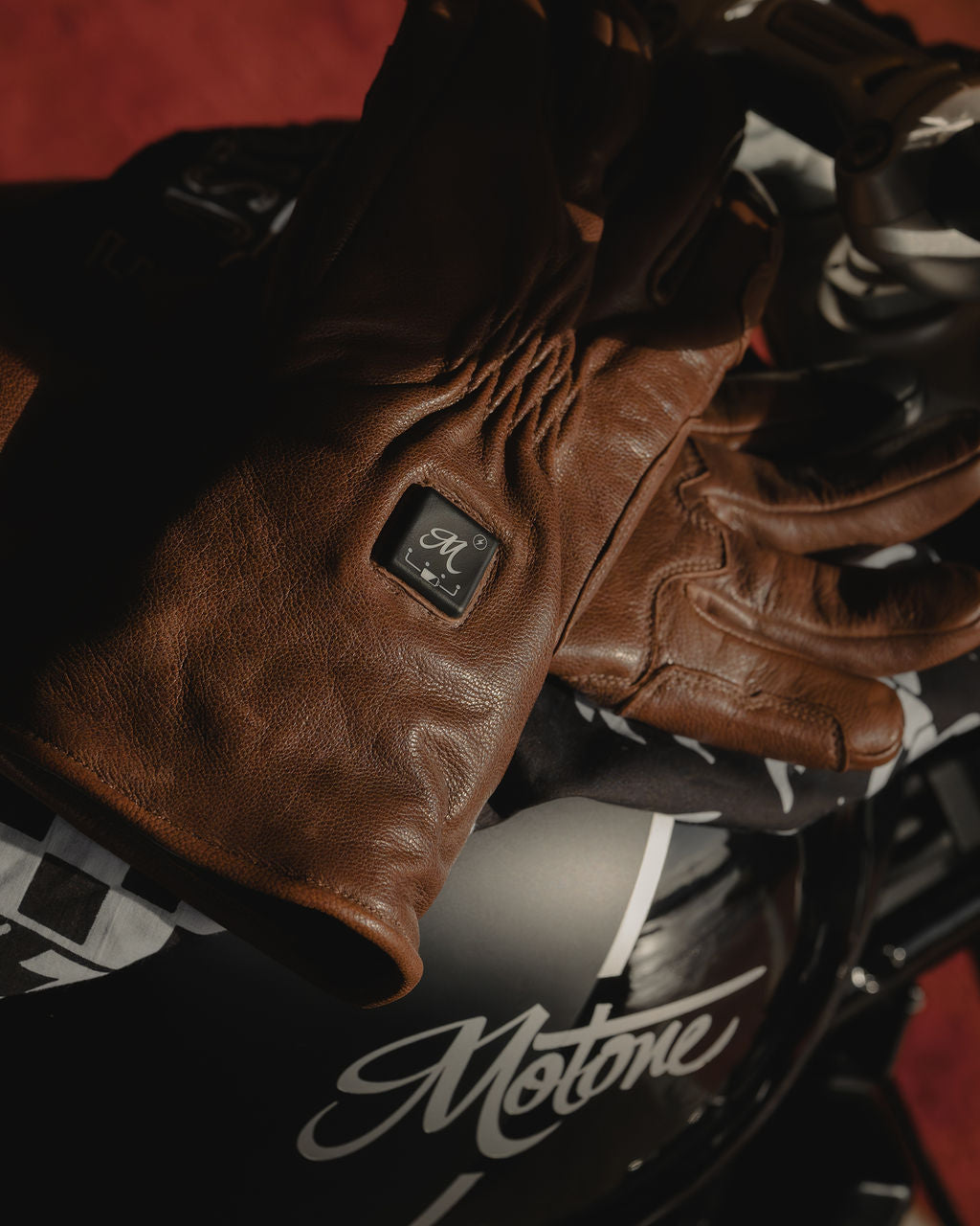Motone Forno Heated Motorcycle Goatskin Leather Riding Gloves - Brown