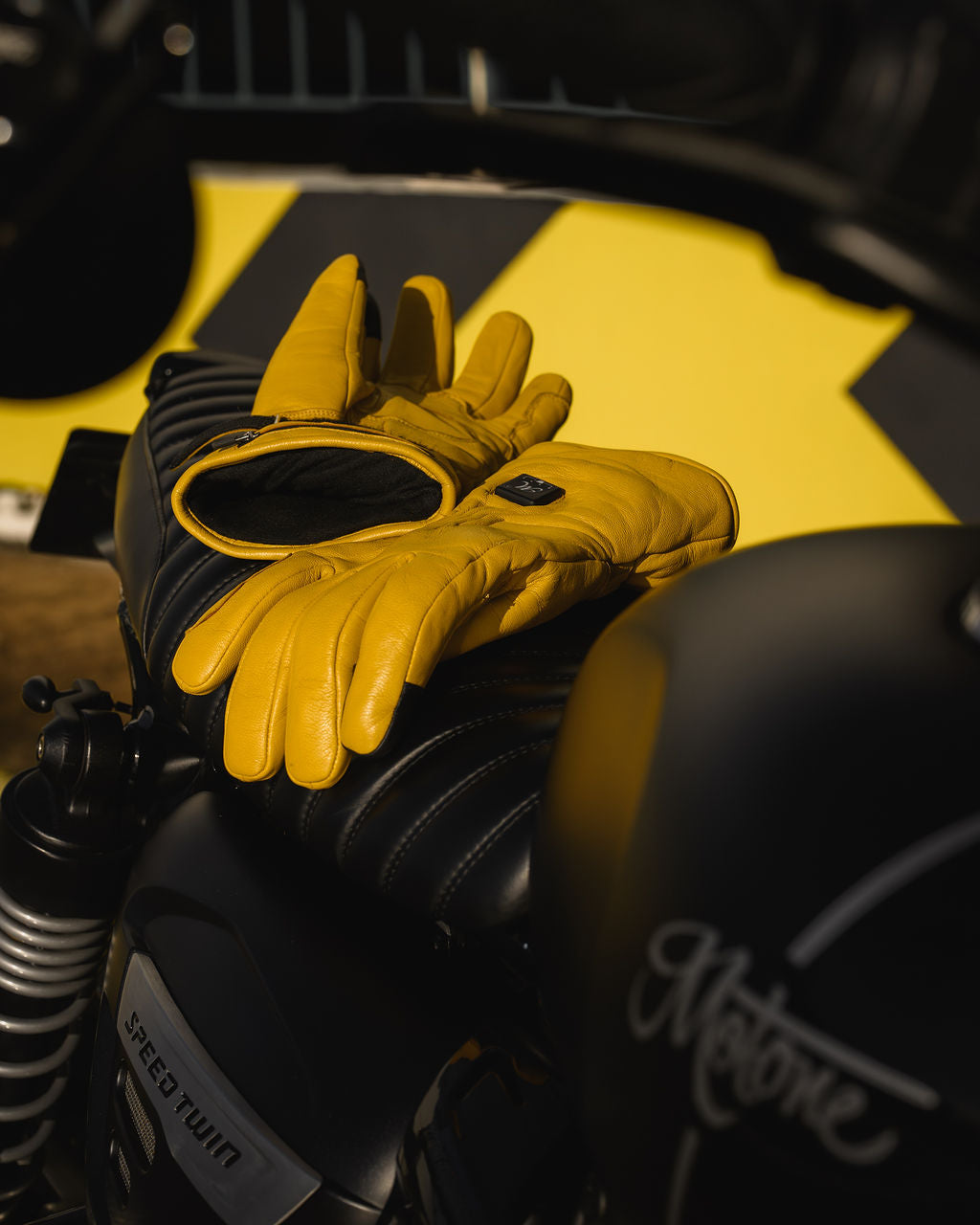 Motone Forno Heated Motorcycle Goatskin Leather Riding Gloves - Yellow