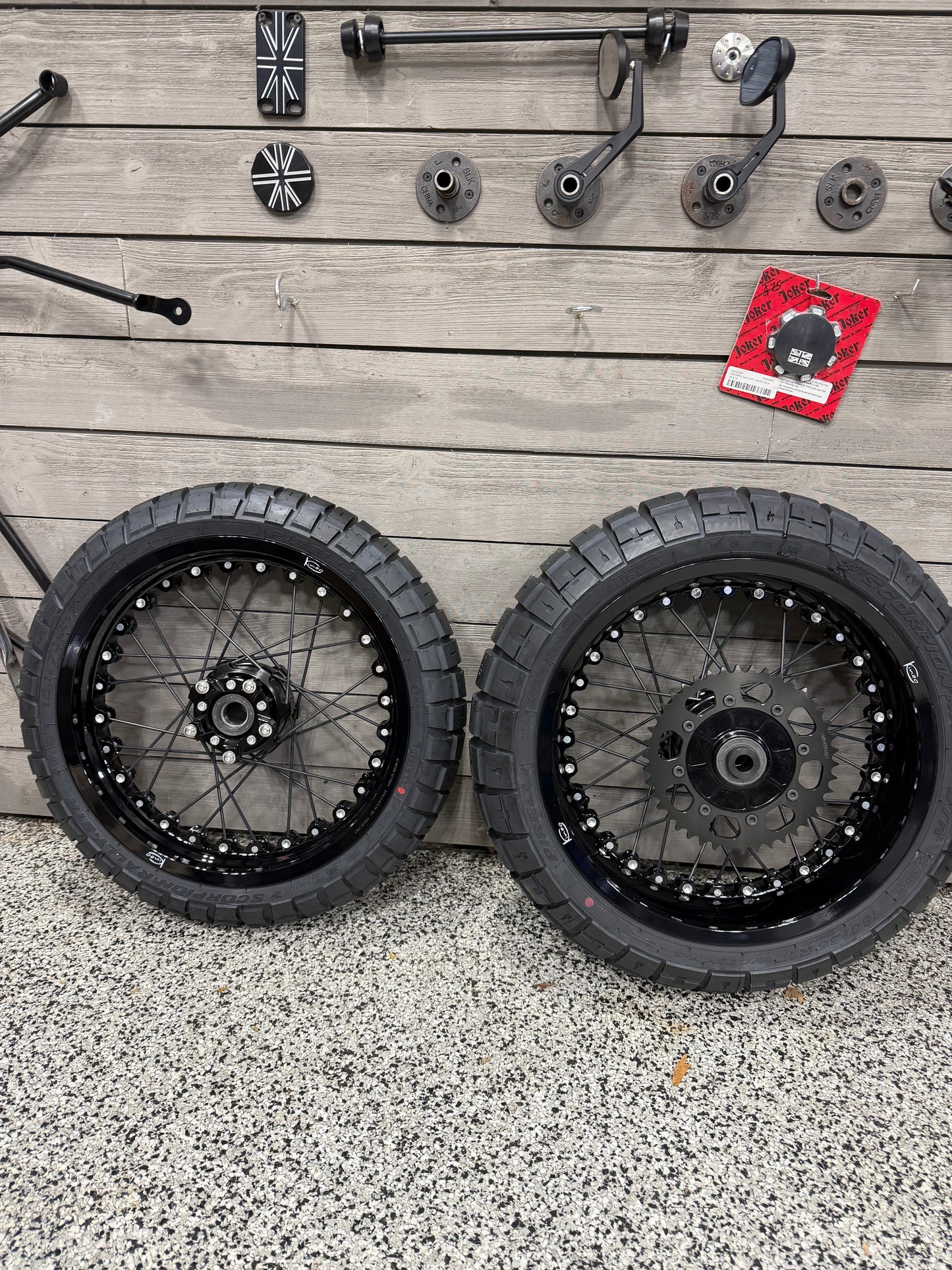 Kineo Rim Set 17X3.5 / 17X5.5 with Pirelli Scorpion STR tires - Triump ...
