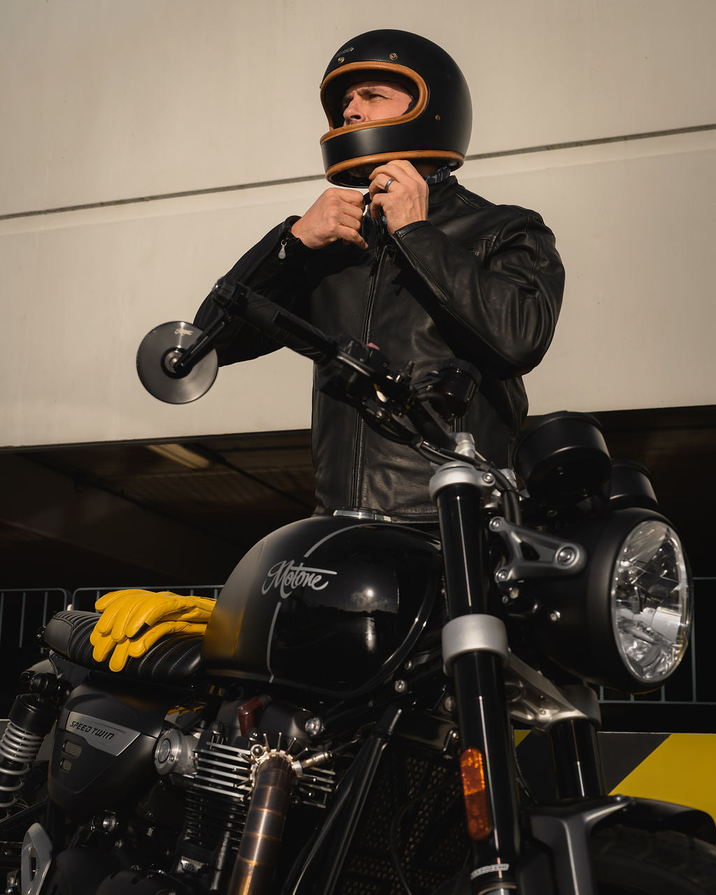 Motone Forno Heated Motorcycle Goatskin Leather Riding Gloves - Yellow