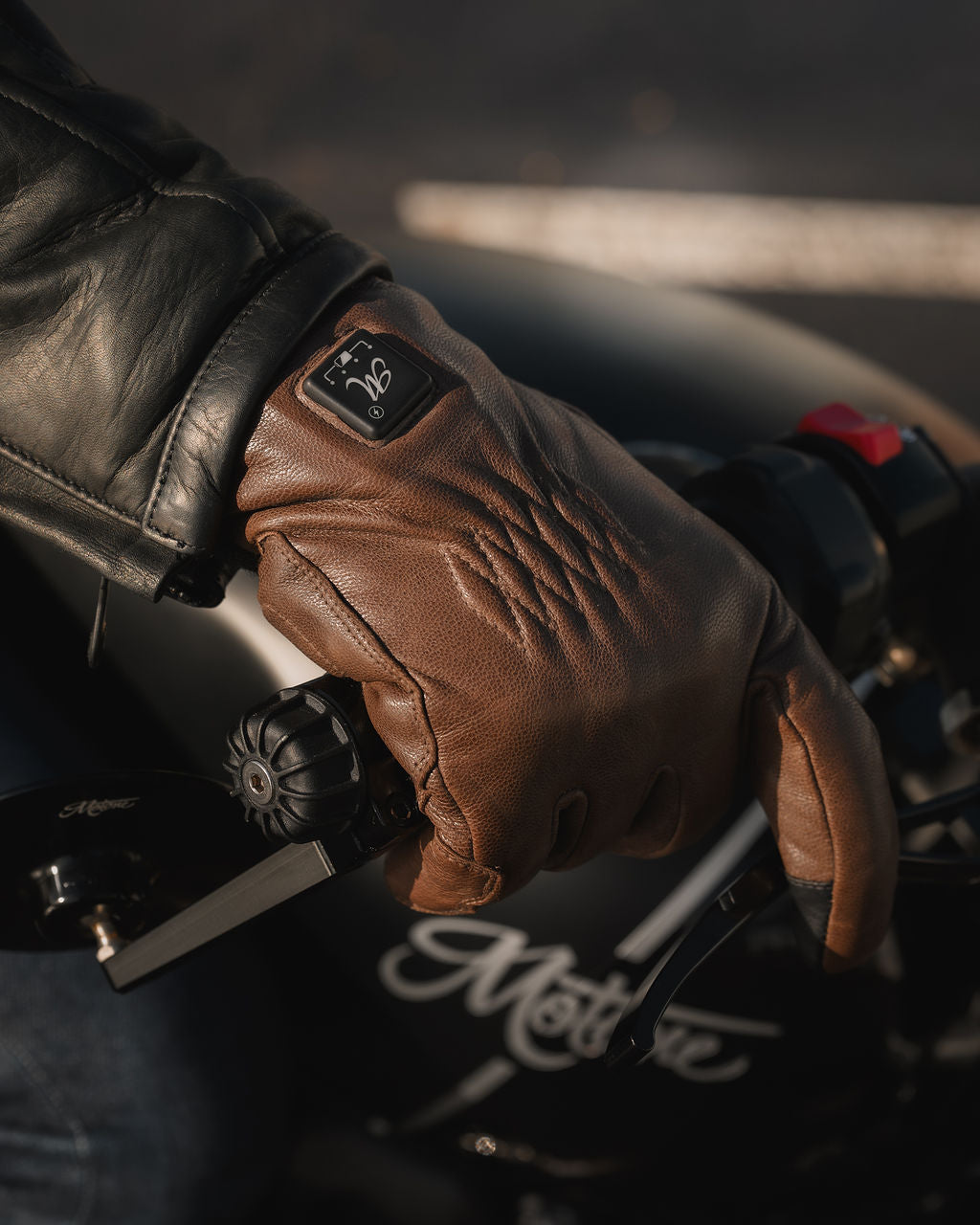 Motone Forno Heated Motorcycle Goatskin Leather Riding Gloves - Brown