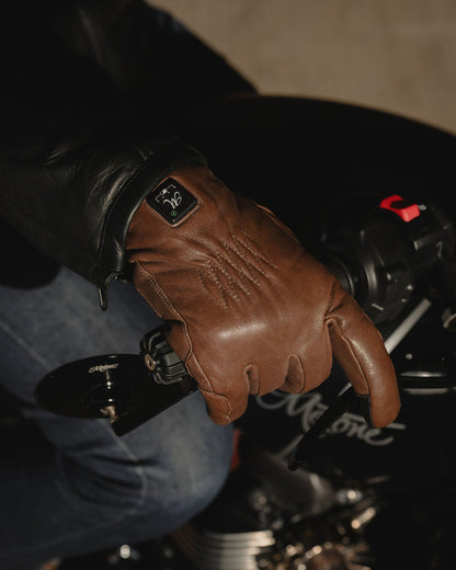 Motone Forno Heated Motorcycle Goatskin Leather Riding Gloves - Brown