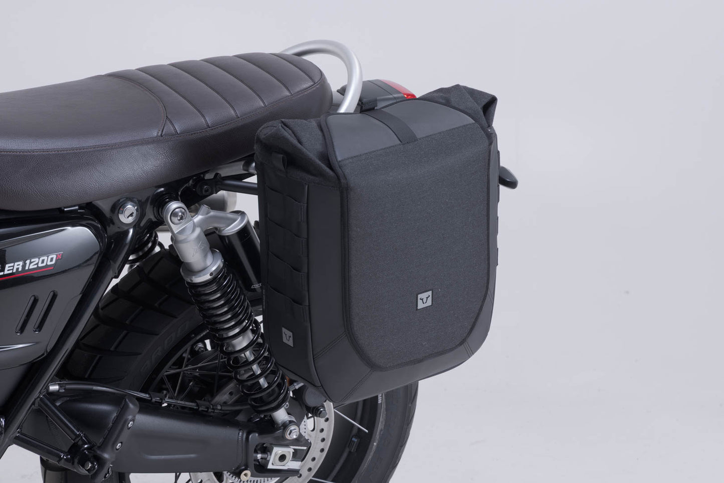 SW-Motech Lengend Gear 16 Liter Saddlebag with V-LOC Side Carrier - Triumph Scrambler 1200 X/XE/XC