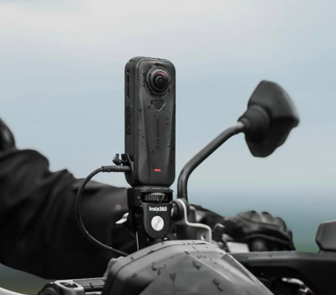 Insta360 X4 Air Motorcycle Bundle
