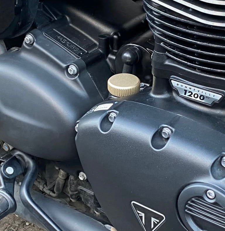 Brass Straight Knurl Oil Fill Cap - Triumph Modern Classics