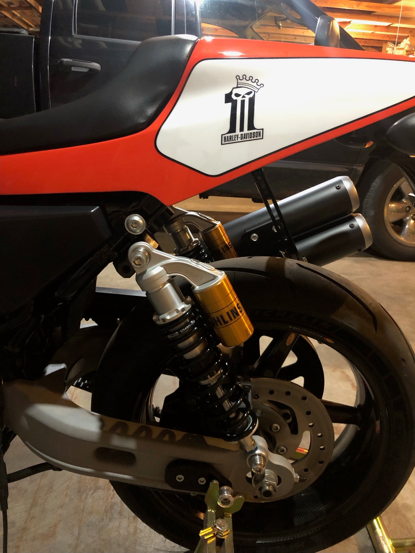 Ohlins Reservoir / Piggyback S36PL Shocks - 14.25” - Air Cooled Thruxton / Scrambler / Harley Davidson XR1200 / XR1200X - HD907
