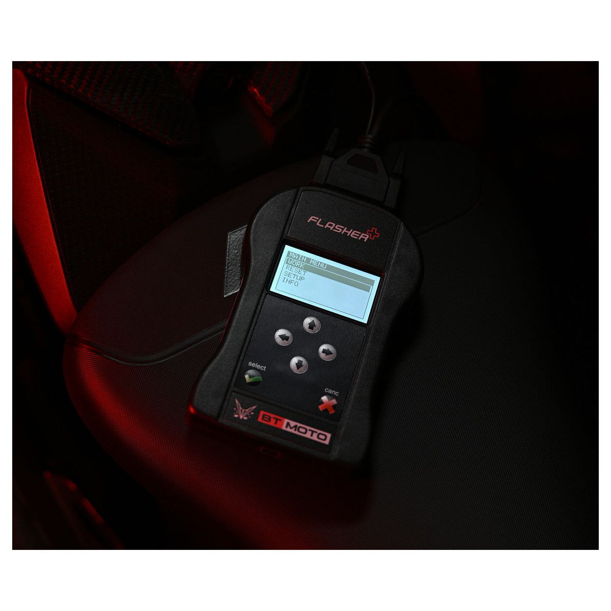 Hand Tuner BT Moto Stage 1+ ECU Flash with Handheld Tuner - 2025+ Triumph Rocket ...
