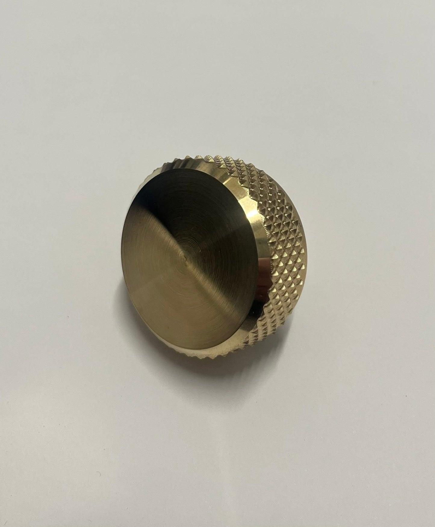 Brass Diamond Knurl Oil Fill Cap - Triumph Modern Classics