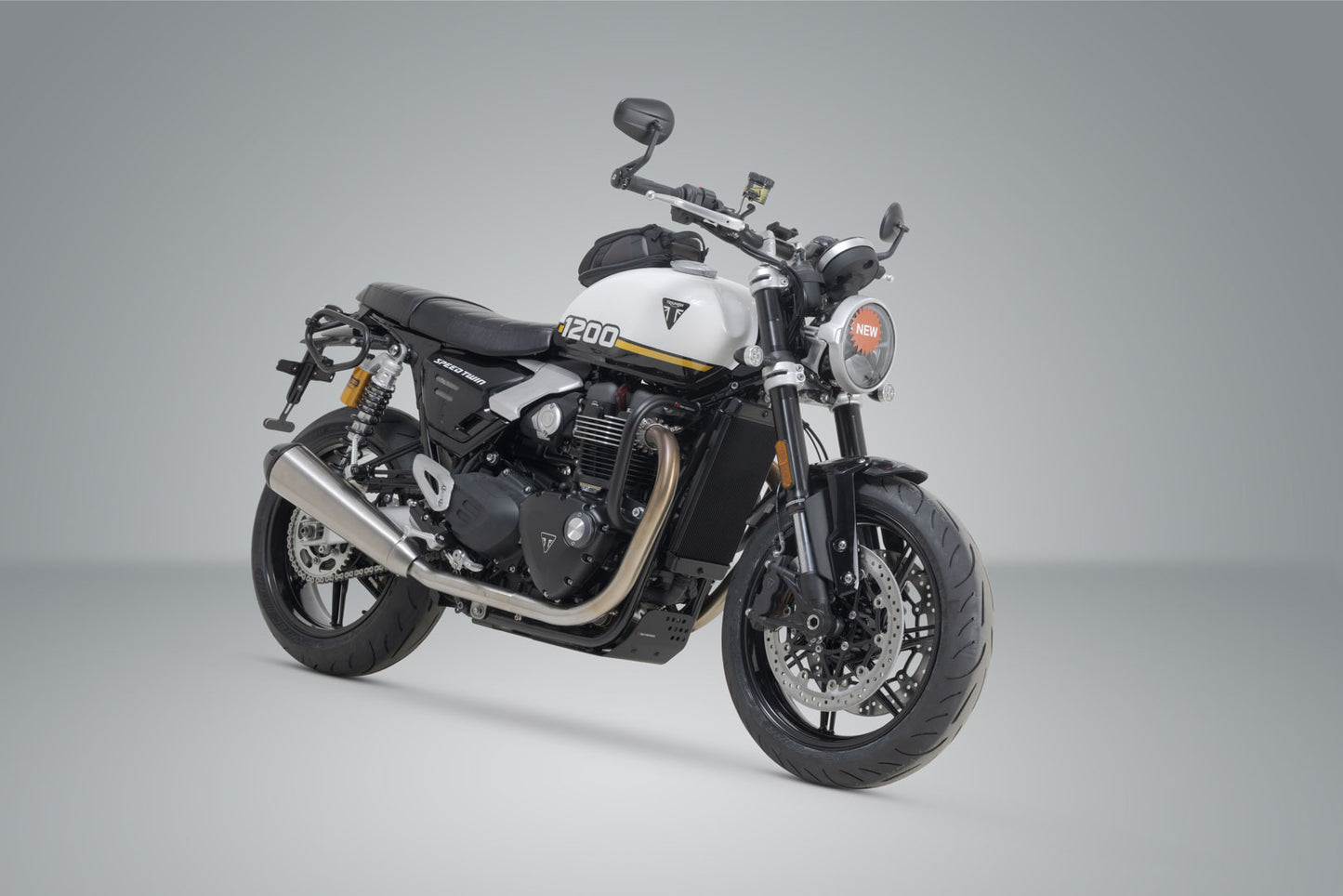 SW-Motech Legend Gear 27 L Saddlebag Setup with Quick Disconnect SLC Brackets - Triumph Speed Twin 1200