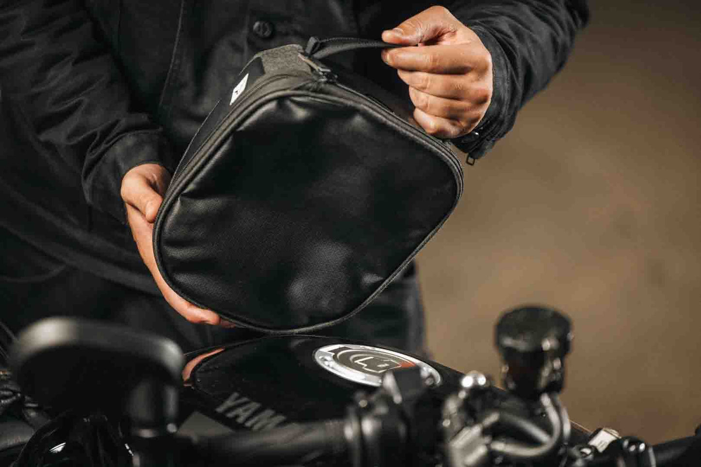 SW-Motech Legend Gear Magnetic Tank Bag - 3.5-5.5 Liters