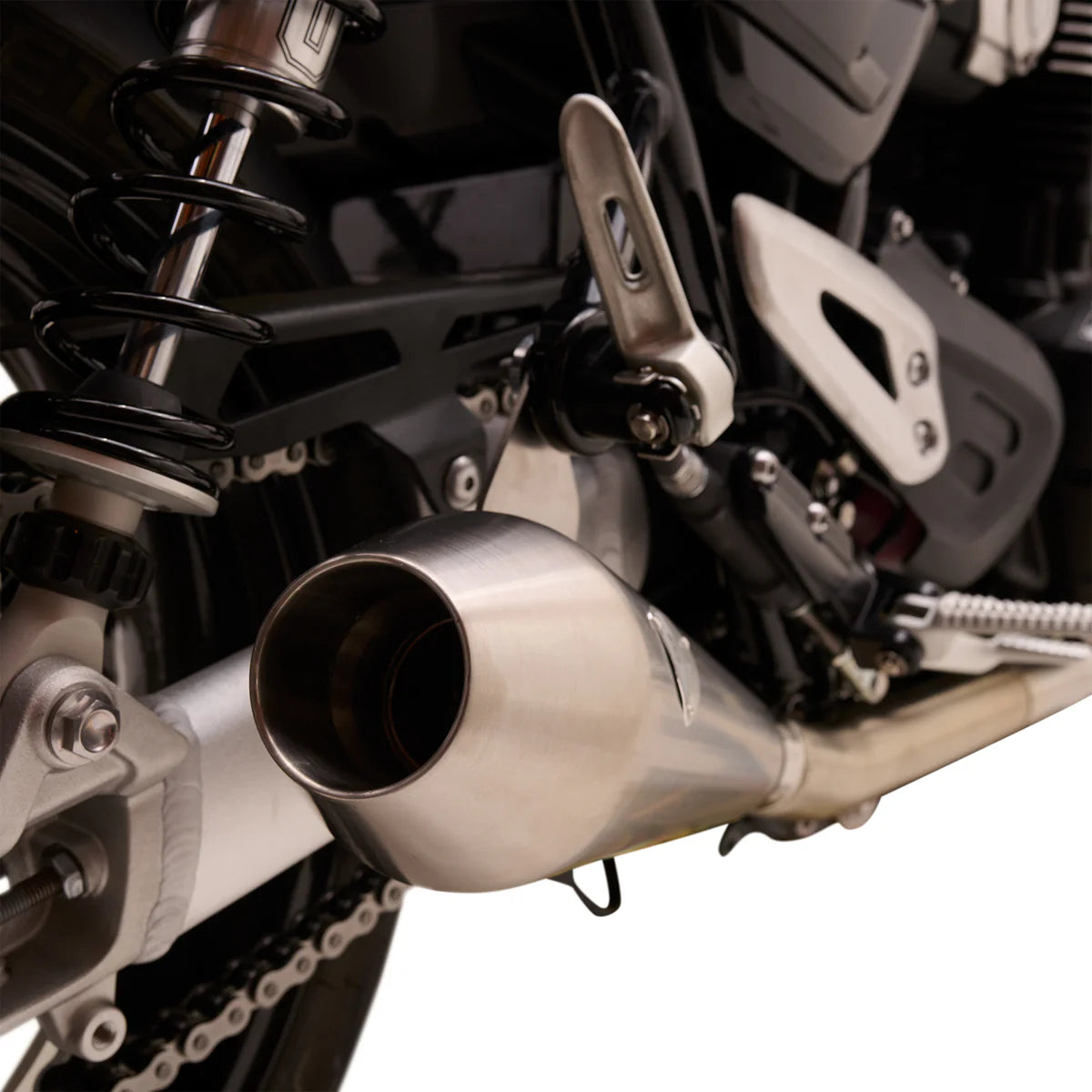 British Customs Predator Pro 2.0 Shorty Exhaust - 2025+ Triumph Speed Twin 1200 / RS