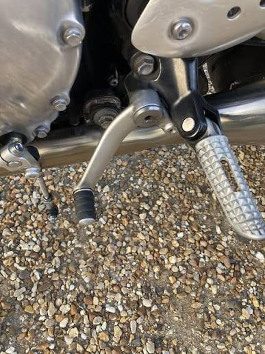 Upgraded Shift Linkage - Triumph Thruxton 900 / R / RS / 1200 and 2019-2020 Speed Twin 1200