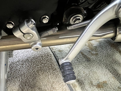 Upgraded Shift Linkage - Triumph Thruxton 900 / R / RS / 1200 and 2019-2020 Speed Twin 1200