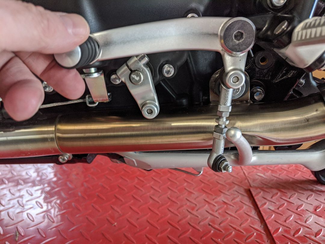 Upgraded Shift Linkage - Triumph Thruxton 900 / R / RS / 1200 and 2019-2020 Speed Twin 1200