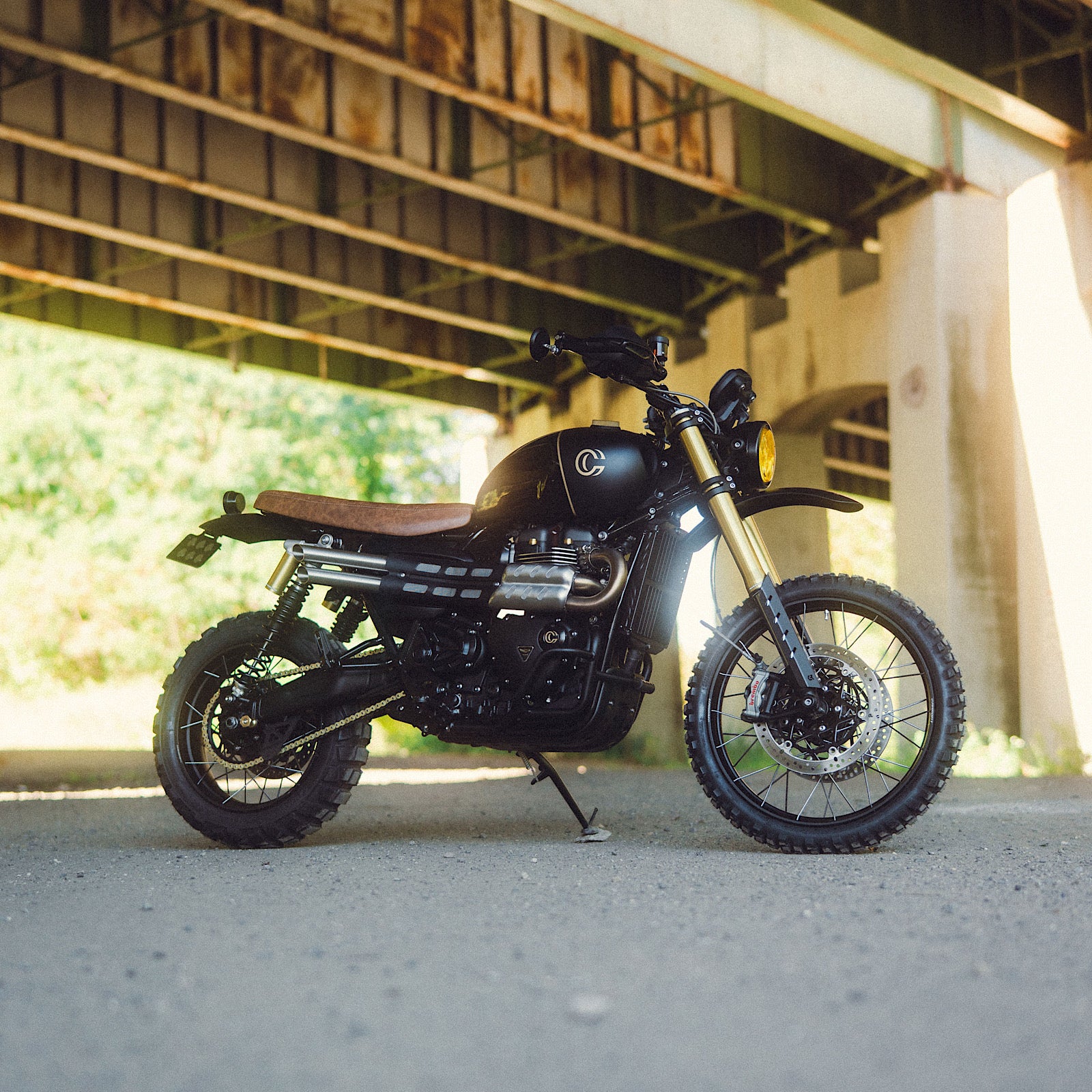 Total Triumph Slash Cut / Guy Martin Slip On Silencers - Triumph Scrambler  1200 XE / X - 2024+, image size:1600x1600