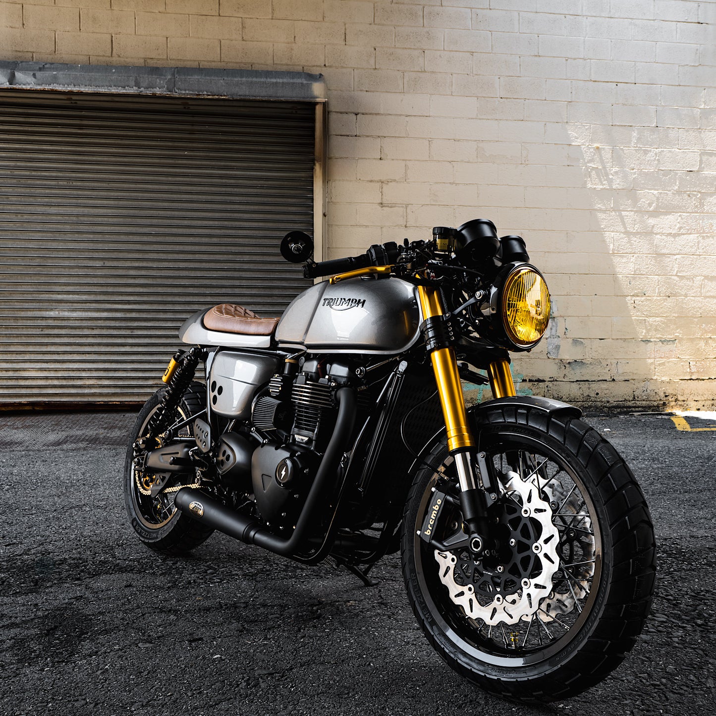 Retro Inspired LED Headlight - Yellow - 2016+ Triumph Classics