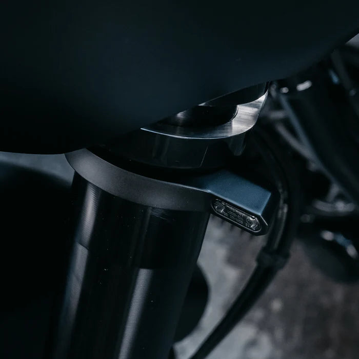Motoism Wrap Around Fork Signals - Triumph Speed Twin 1200 / RS