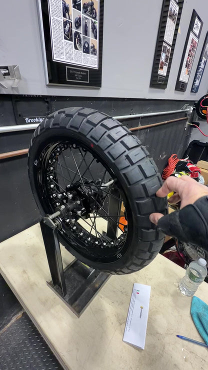 Kineo Rim Set 17X3.5 / 17X5.5 with Pirelli Scorpion STR tires - Triumph Thruxton R / RS