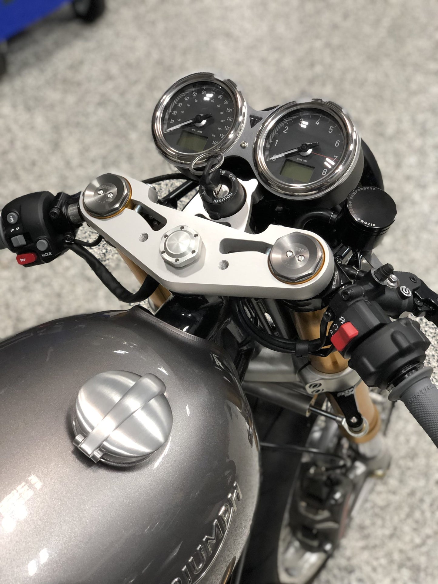 Arton Works Vintage Racing Gauge Face Covers - Triumph Thruxton R / 1200, Speed Twin