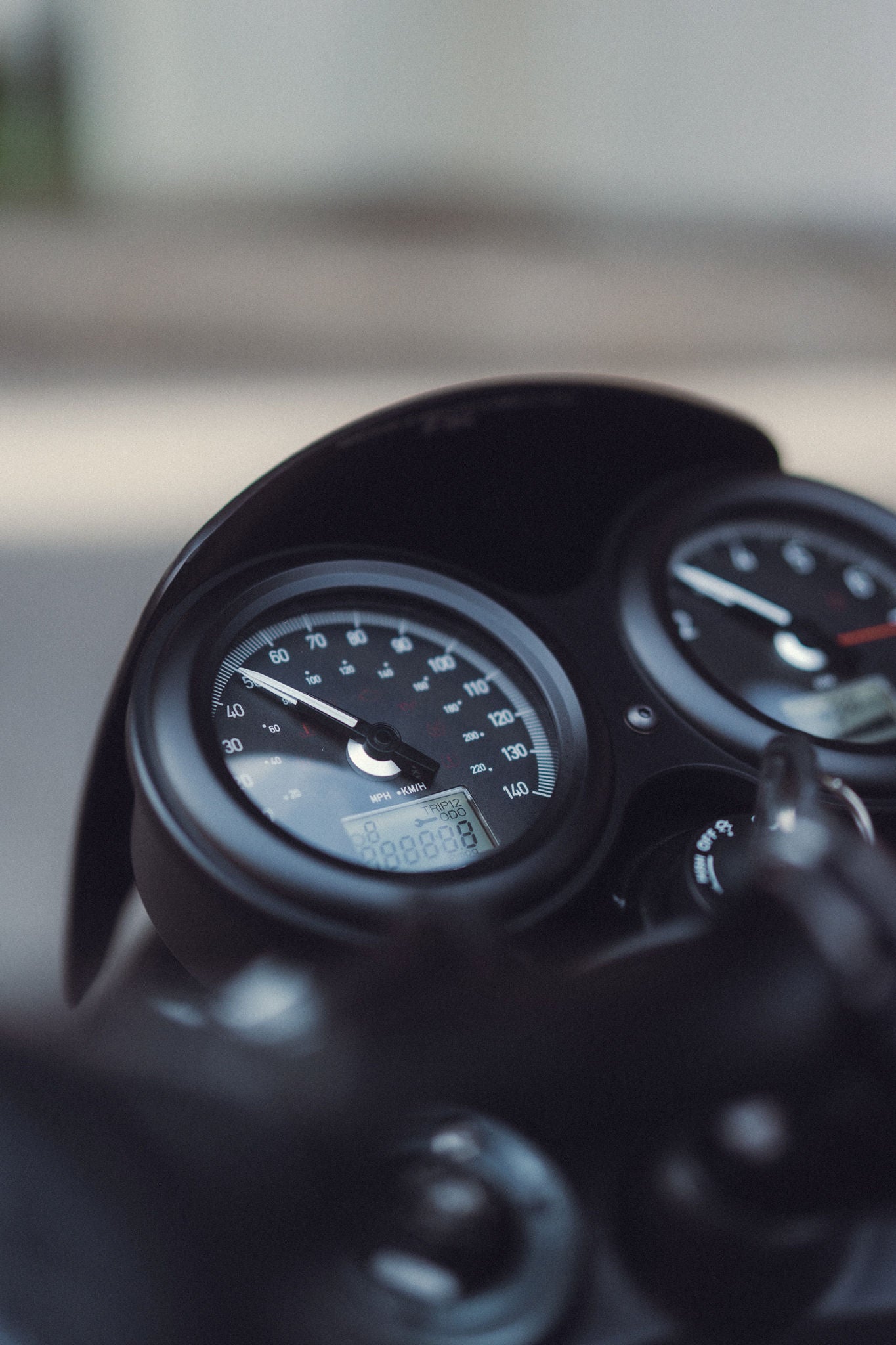 Arton Works Vintage Racing Gauge Face Covers - Triumph Thruxton R / 1200, Speed Twin