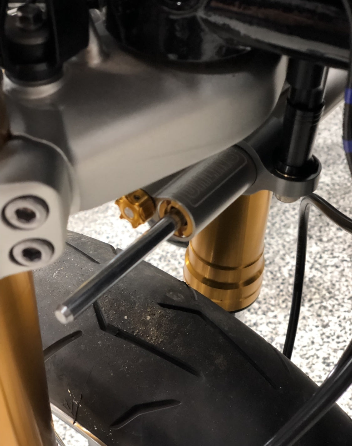 Ohlins Steering Damper Kit - Triumph Thruxton R / RS / TFC, Speed Twin 2021+