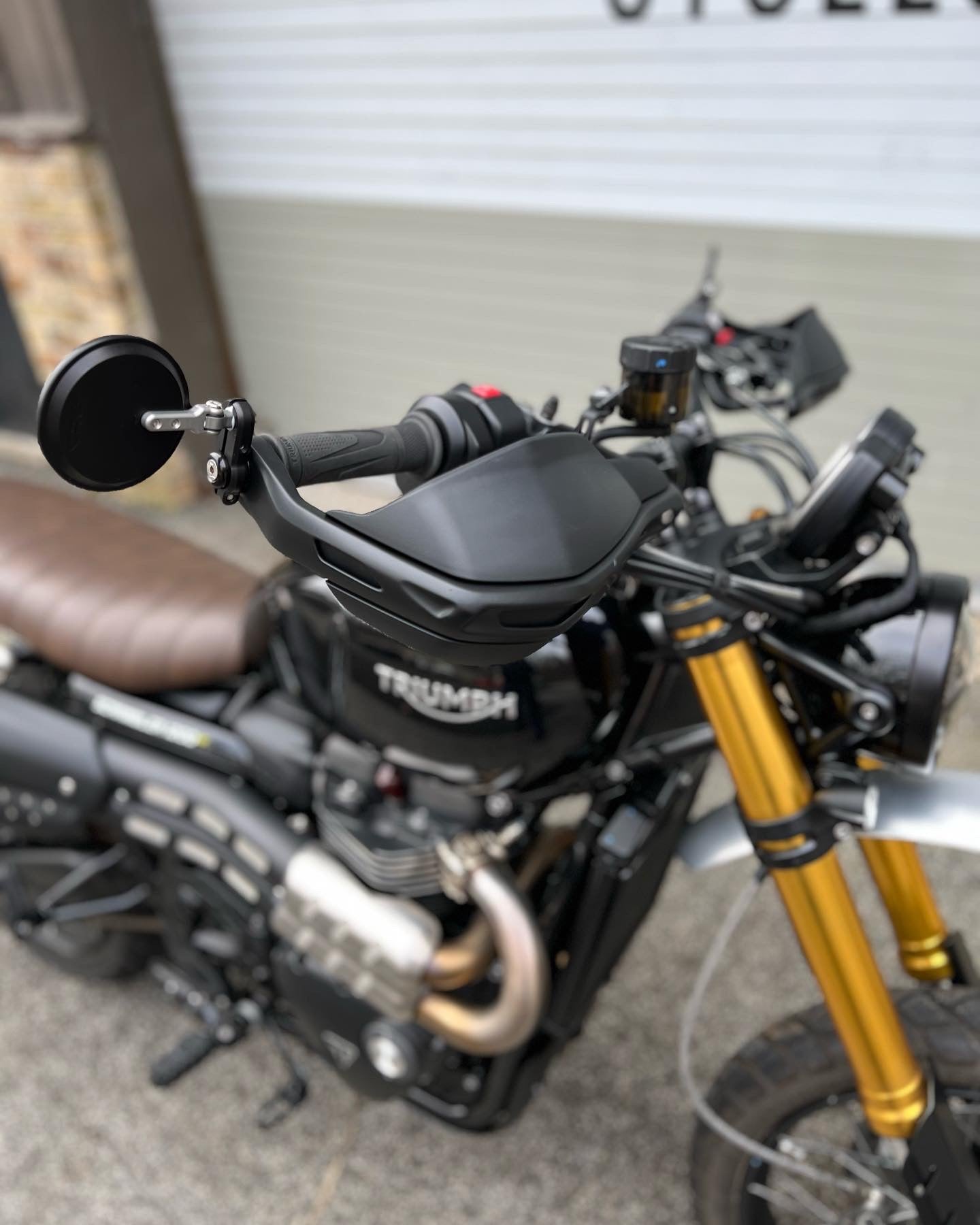 CRG Hindsight LS Bar End Mirror Kit - Triumph Scrambler 1200 XE / XC