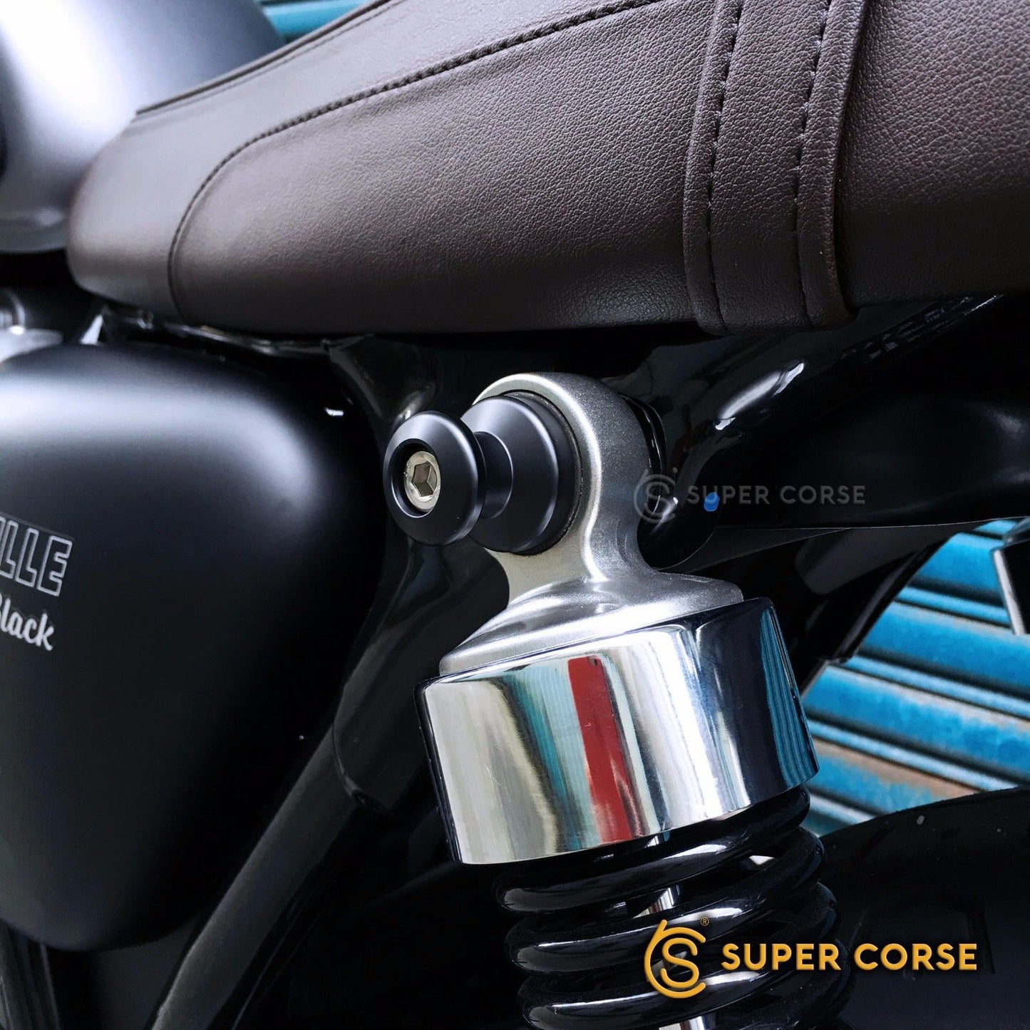 Super Corse Shock Luggage Spools - 2016+ Triumph Classics - Black or Silver